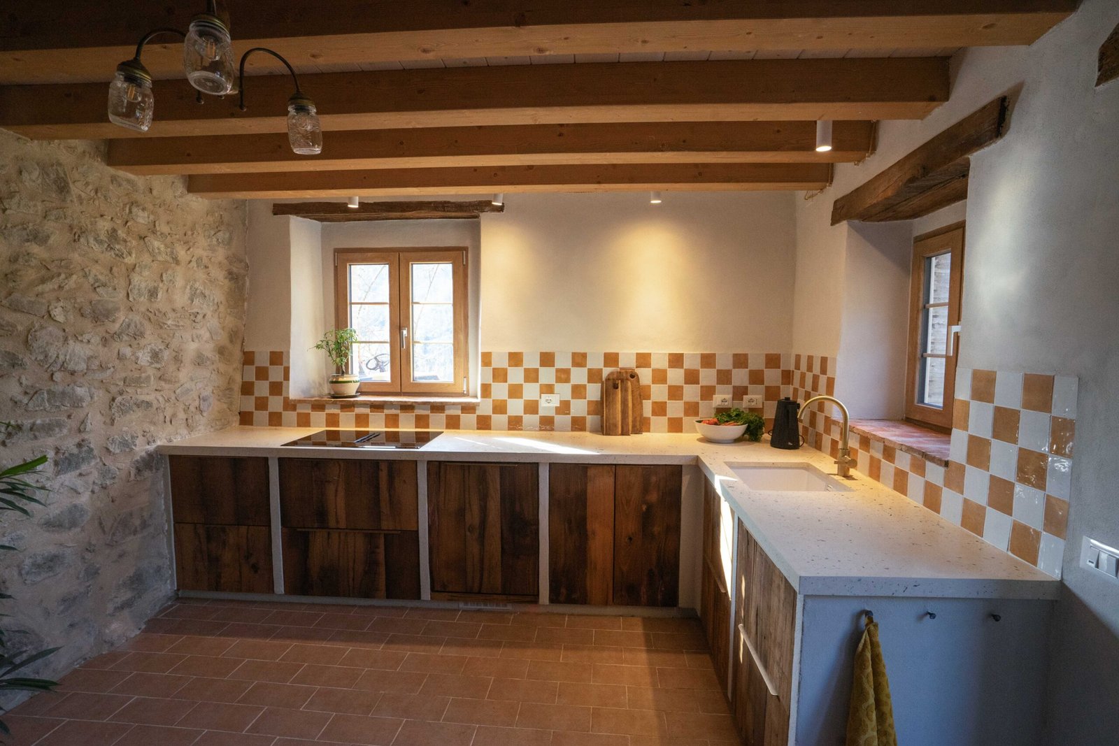 Handcrafted Kitchen Chestnut reclaimed wood